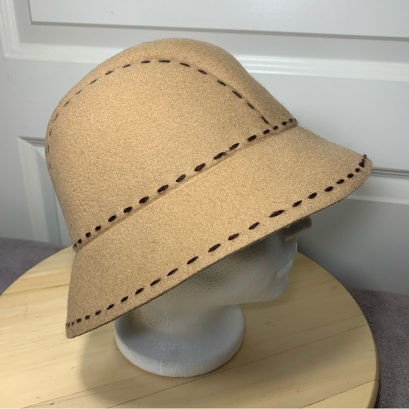 MANTLES Bucket Hat One Size Tan Brown Stitched Details Cloche Minimalist Neutral - Picture 9 of 10